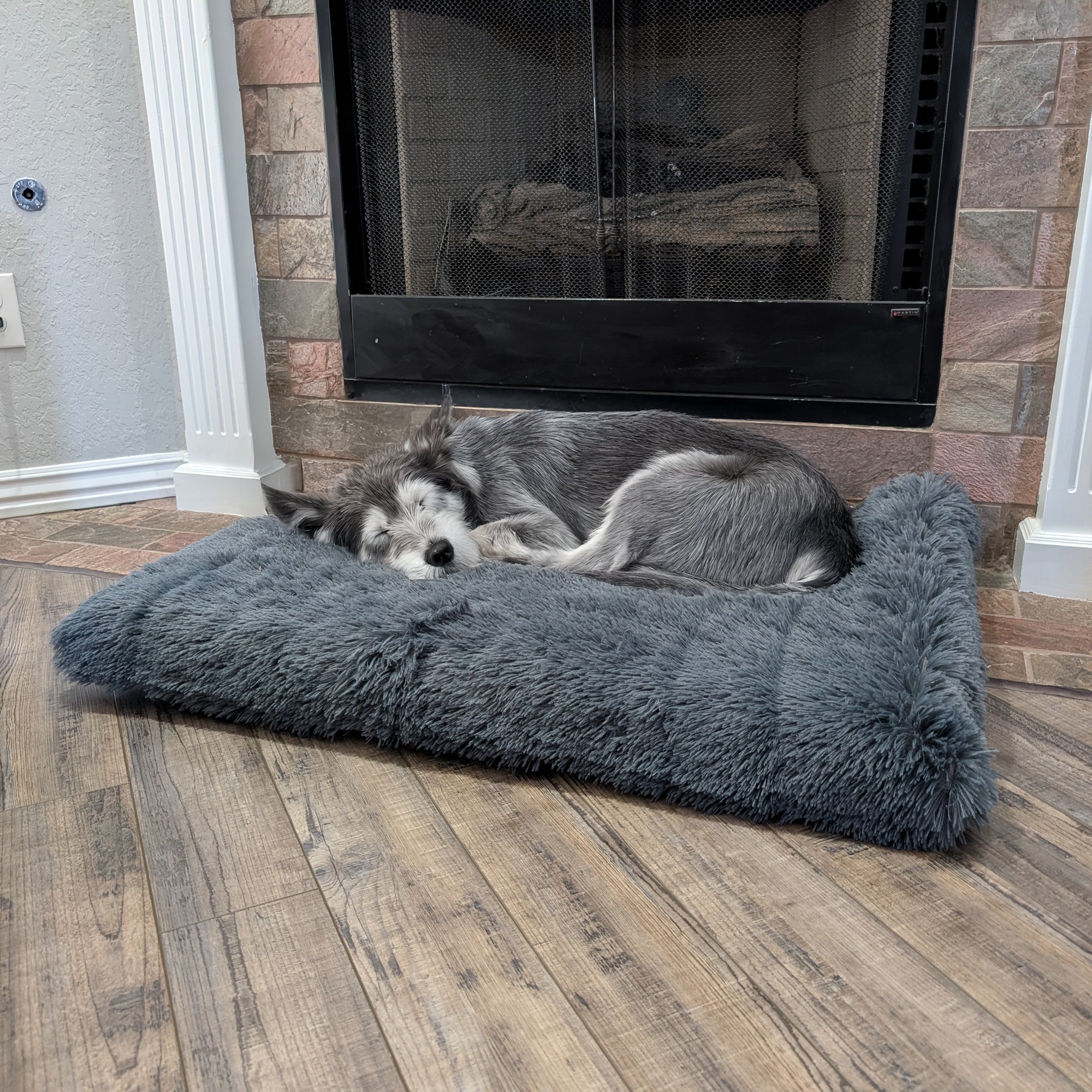 Plush Pet Bed, Large